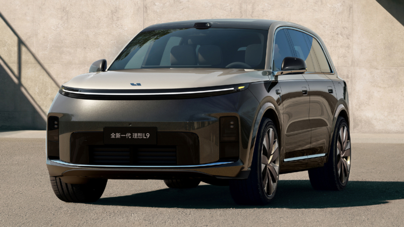 Фотографія нового Li Auto L9 Livis спереду