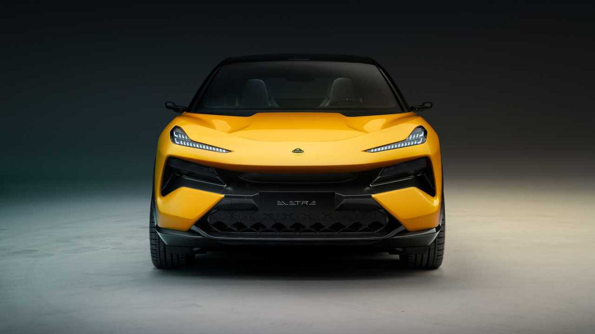 Передня частина Lotus Eletre