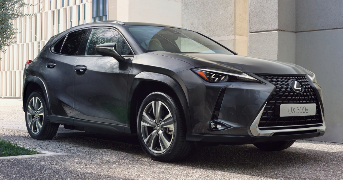 Lexus UX 300e автомобіль вигляд збоку