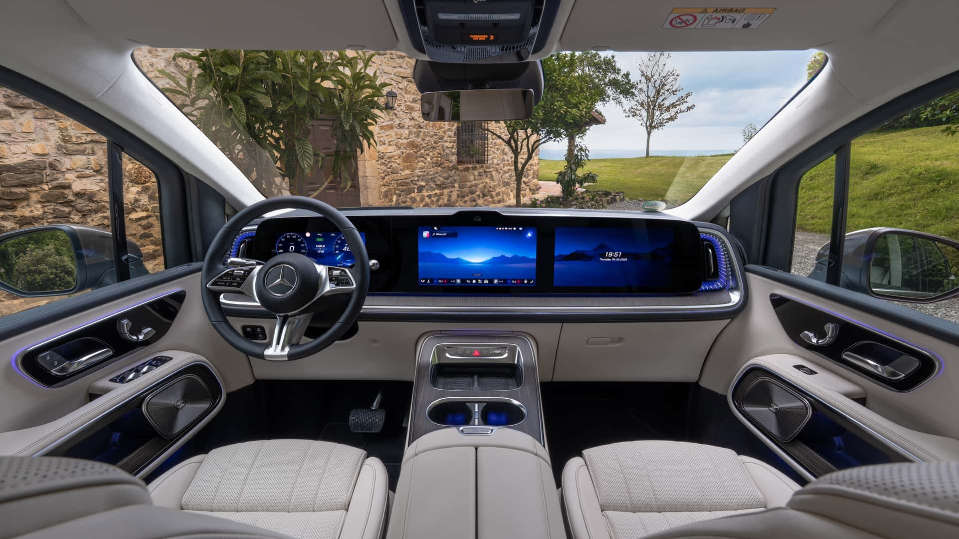 Mercedes VLE 2026 sophisticated look