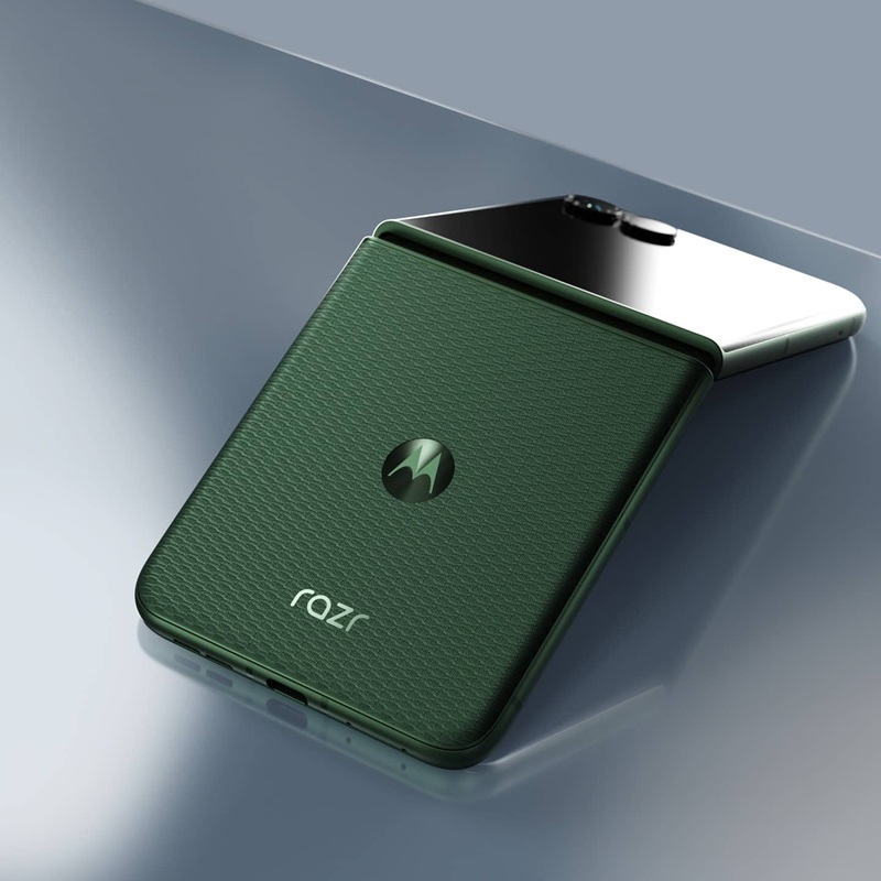 Motorola Razr 70 Plus - преміальний дизайн 
