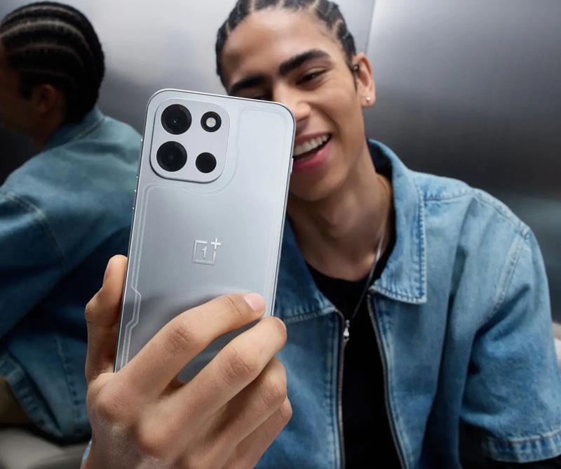 OnePlus Nord 6 в Silver