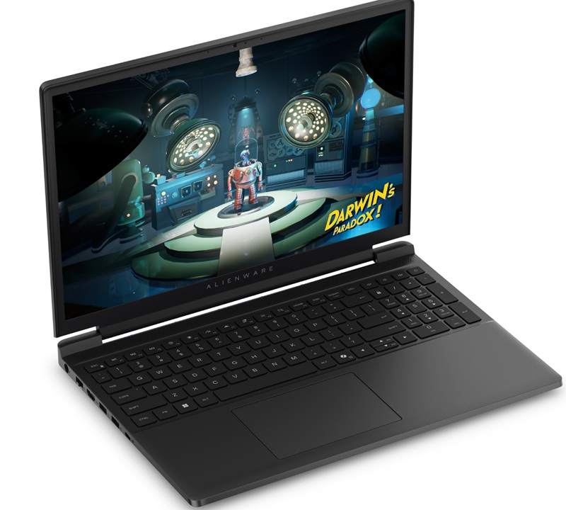 Alienware 15 в чорному корпусі з полікарбонату