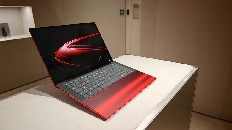 The Rosso Magma aluminum chassis was designed in collaboration with Ferrari Design Studio.