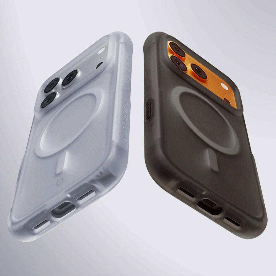 iPhone 17 Pro з чохлом AirX на висоті