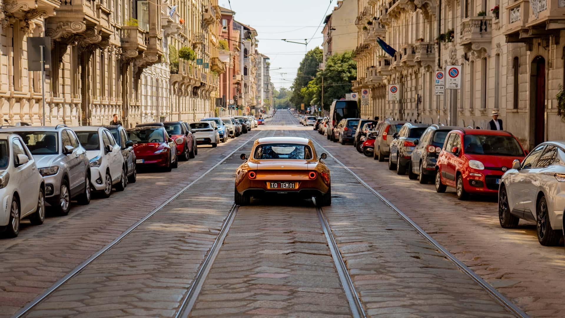 Totem Giulia Euforia вид сбоку