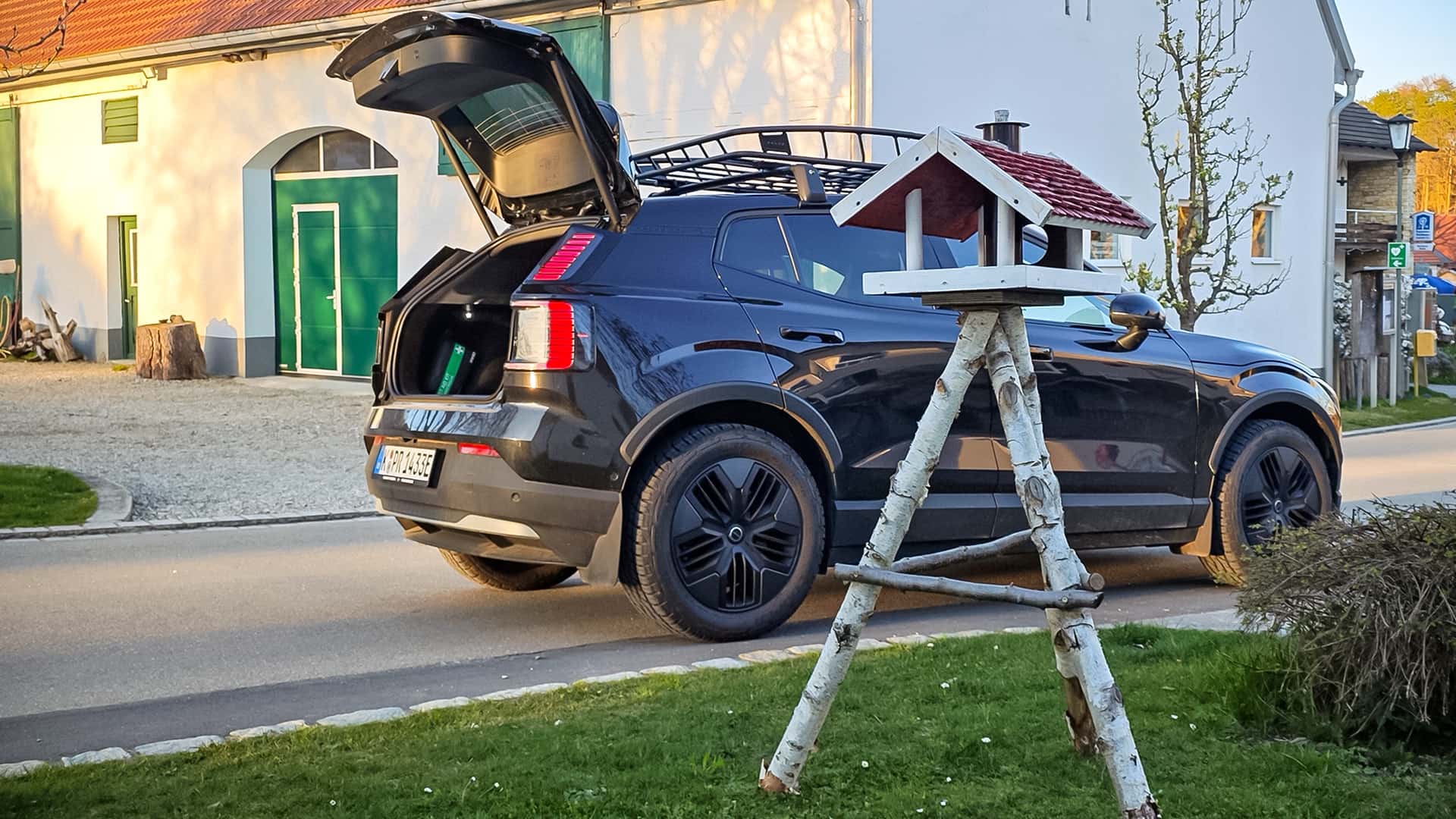 Задний багажник Volvo EX30